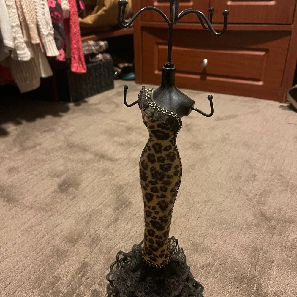 Jewelry holder